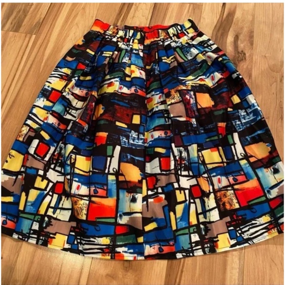 SALE!!! Colorful Abstract Print Skirt—XXS - Picture 5 of 5